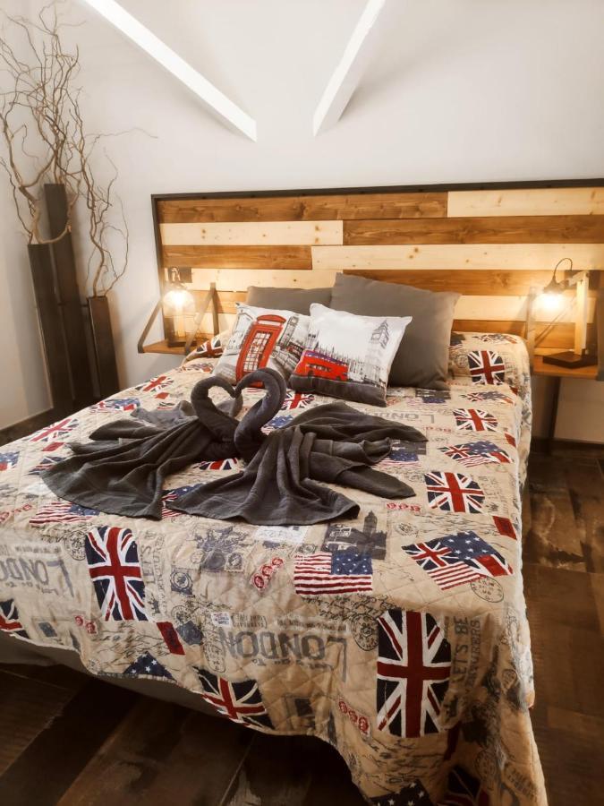 Апартаменты Tuffonelblu Вентимилья Экстерьер фото
